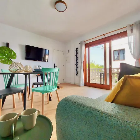 Casa Ana Con Balcon Apartment *