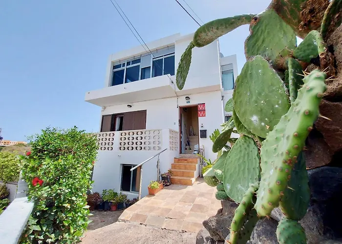 Casa Ana Con Balcon Punta Del Hidalgo